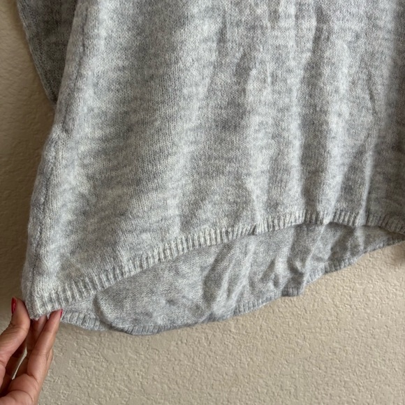 Mossimo Supply Co Gray Off-the-Shoulder Sweater - Picture 4 of 10